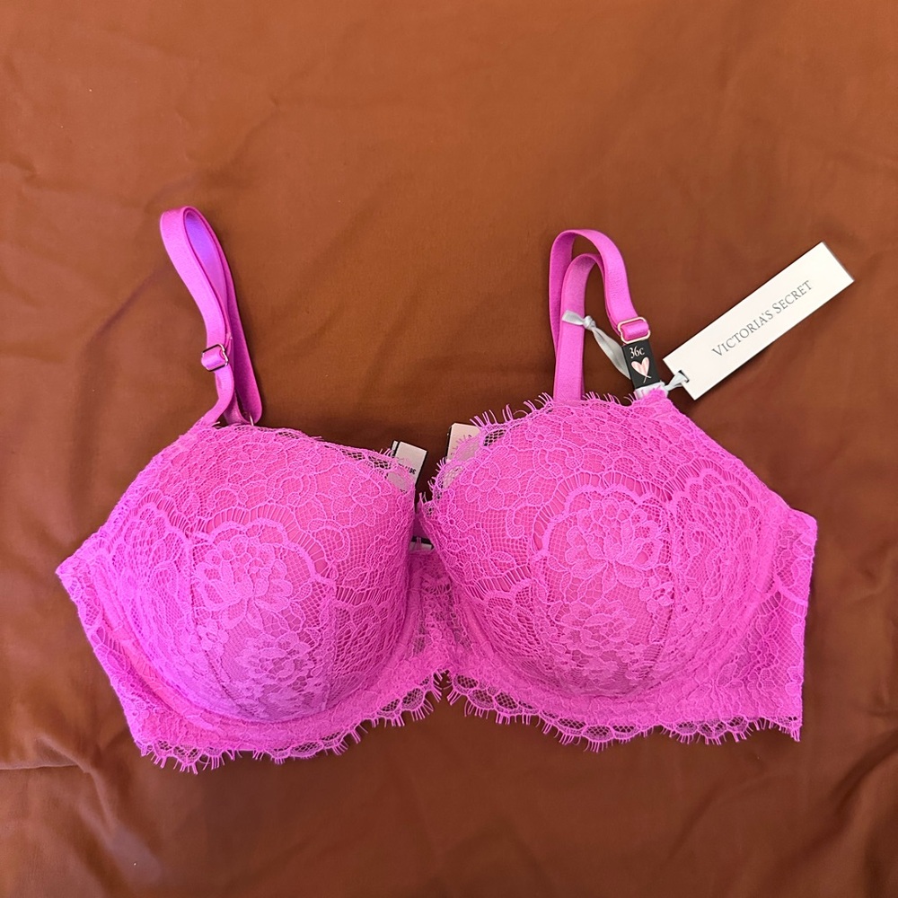 Victoria's Secret Pink Lace Underwire Bra